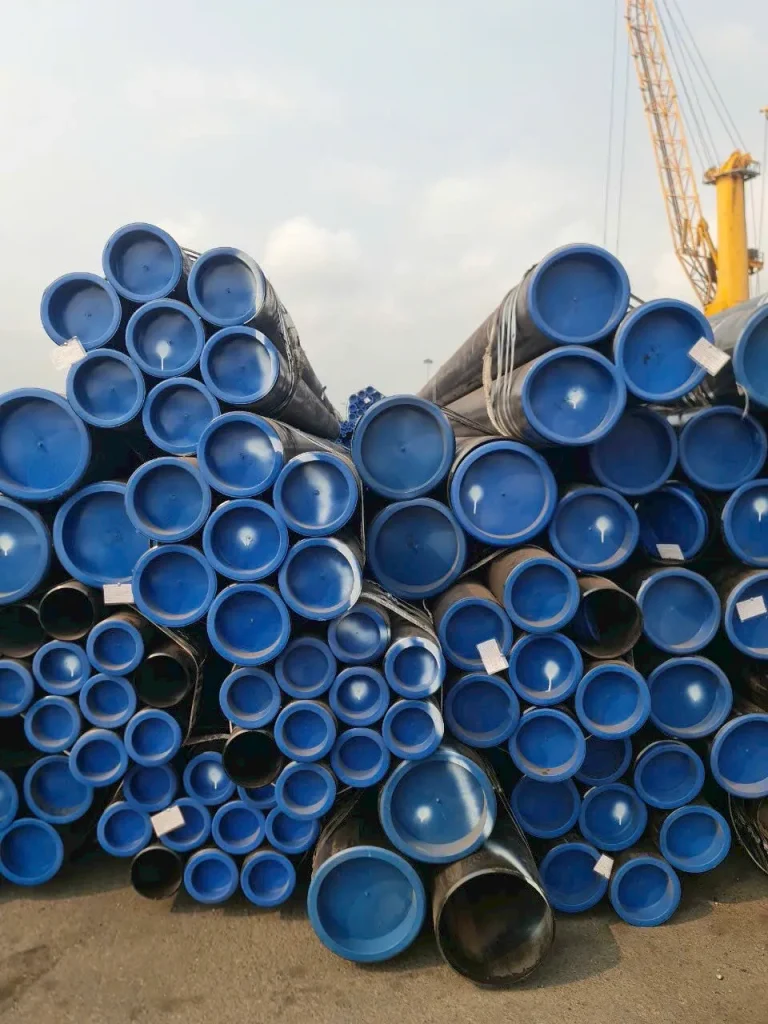 Bó ống thép tại kho vật liệu Đông Dương SG